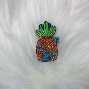 ✨ NEW SpongeBob’s pineapple house pin